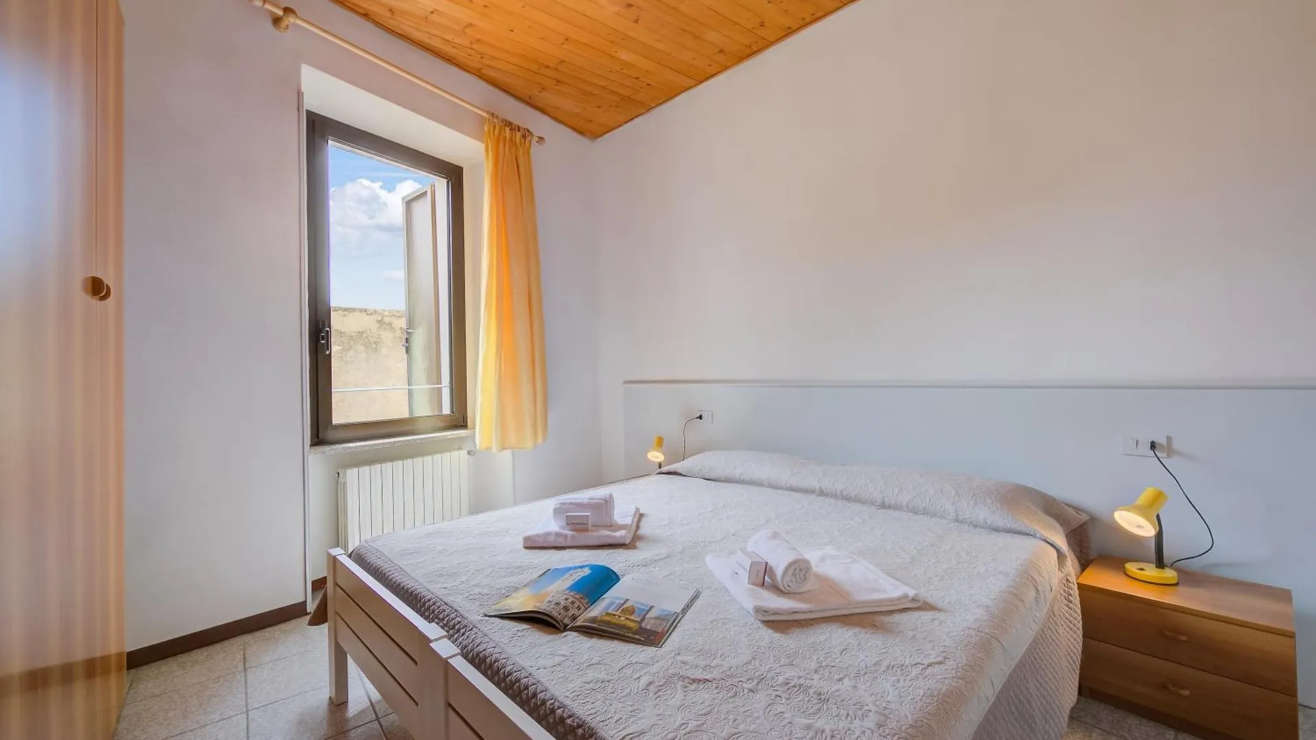 Al Peveri - Private Parking & Near Lake - Happy Rentals Toscolano Maderno 0*,