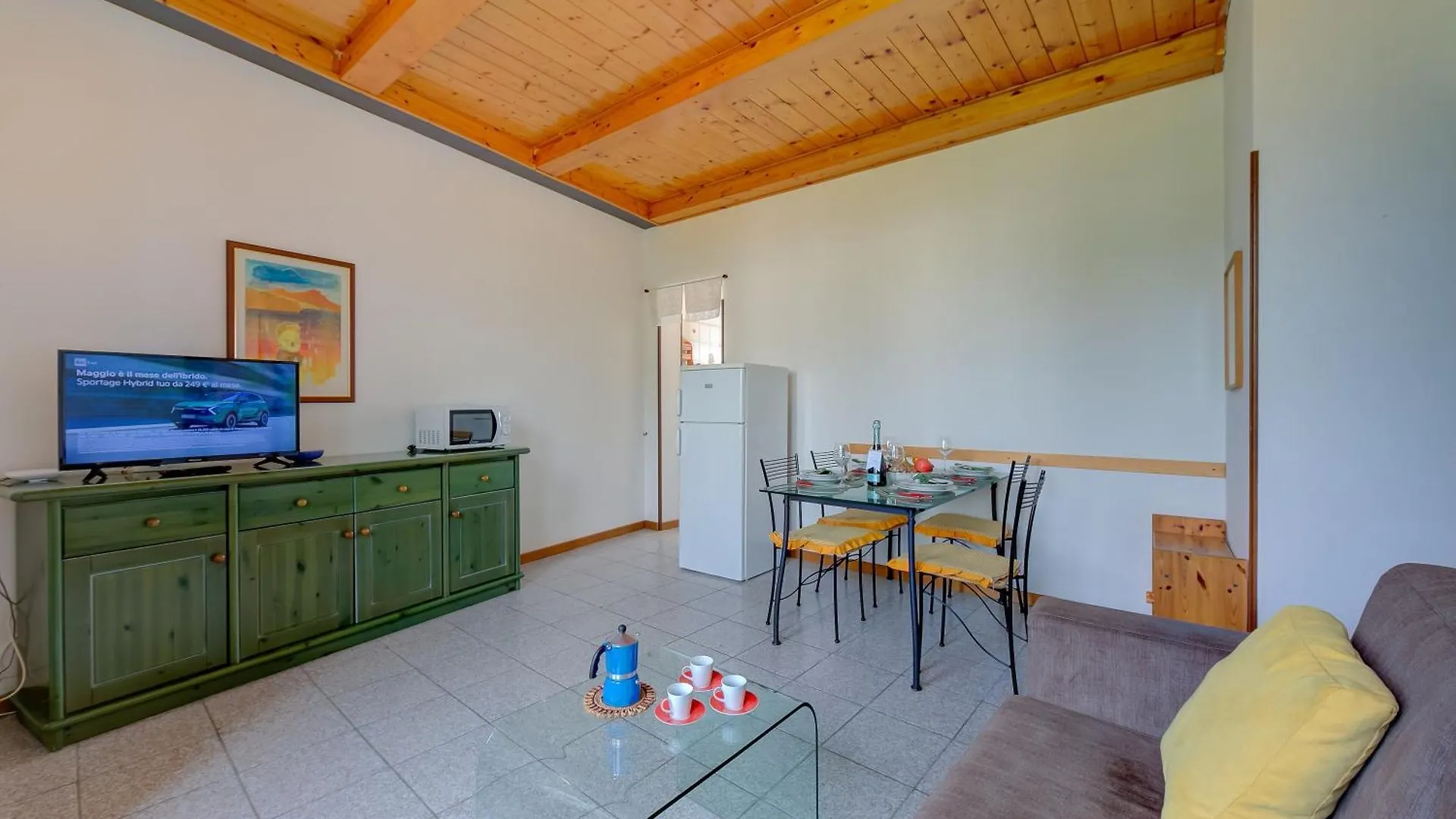 Apartment Al Peveri - Private Parking & Near Lake - Happy Rentals Toscolano Maderno Italy