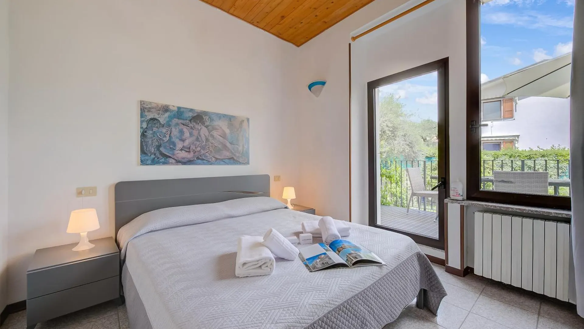 Al Peverì 300 m From Lake - Happy Rentals Toscolano-Maderno 0*,  Italia